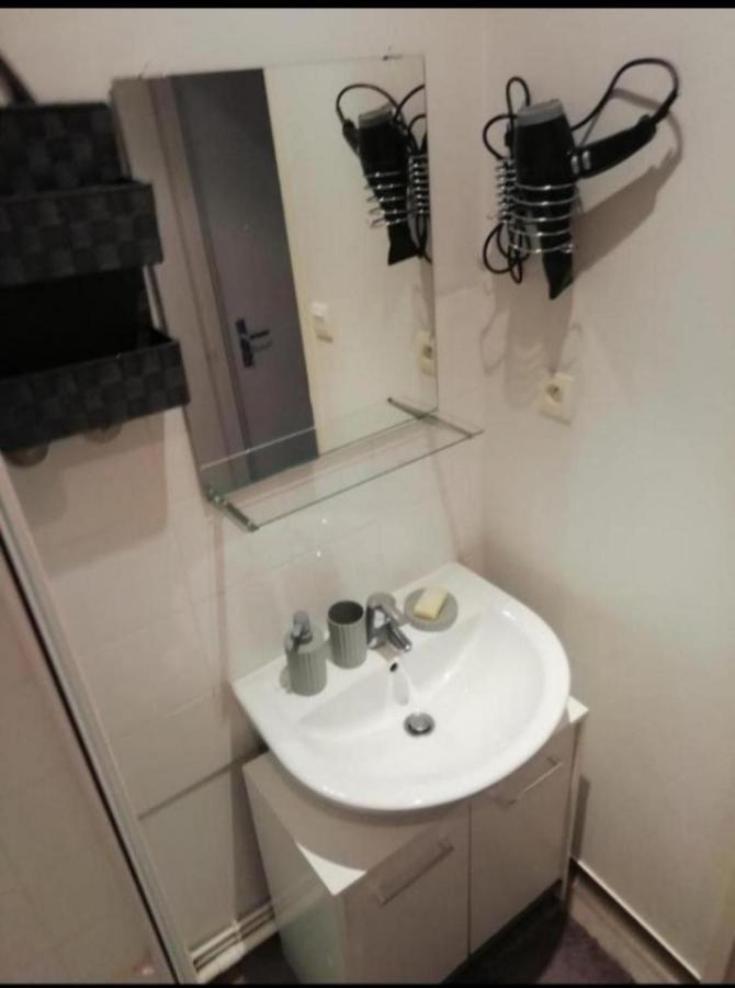 T1 Bis Calme Proche Centre Ville Apartment Saint-Etienne  Bagian luar foto